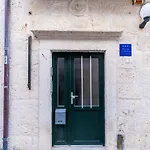 Sara Apartman